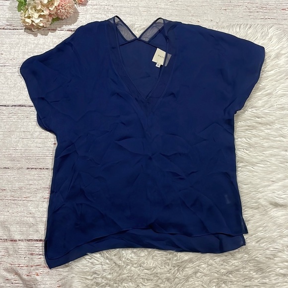 Michelle Mason Silk Royal Blue V-neck Boxy Trim Blouse - Picture 1 of 9